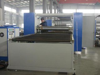 東莞高速分切機(jī) 高速分切機(jī)的特點(diǎn)？